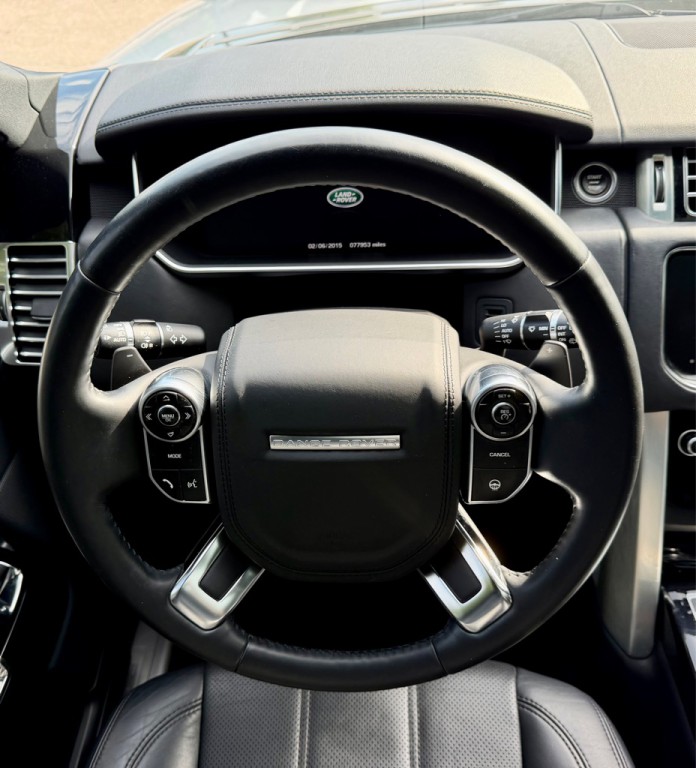 2014 Land Rover Range Rover Image 19