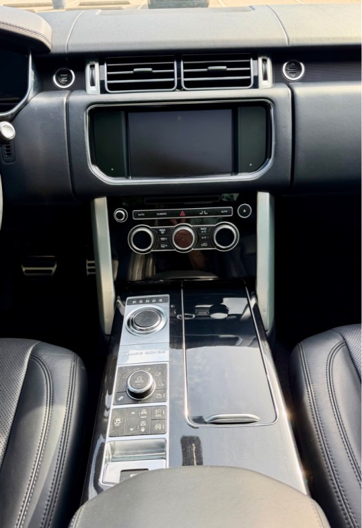 2014 Land Rover Range Rover Image 20