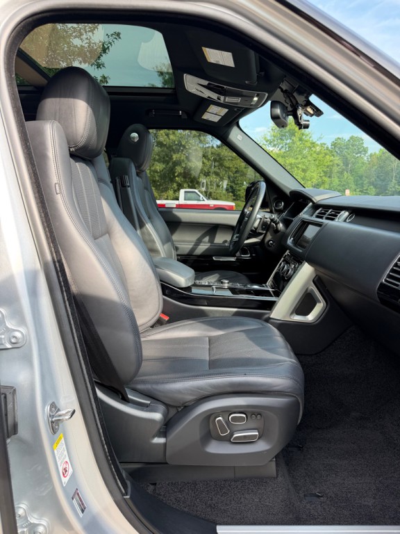 2014 Land Rover Range Rover Image 26