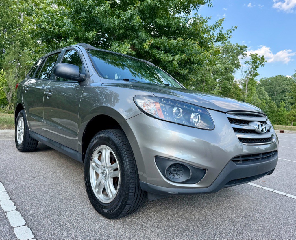 2012 Hyundai Santa Fe Image 3