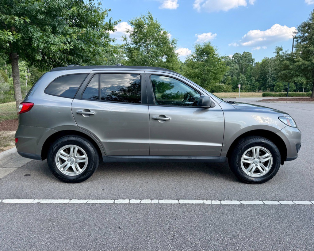 2012 Hyundai Santa Fe Image 4