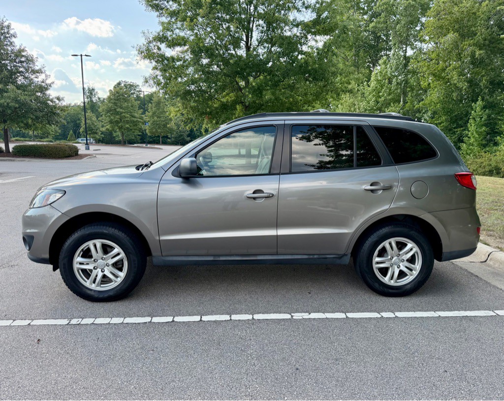 2012 Hyundai Santa Fe Image 8