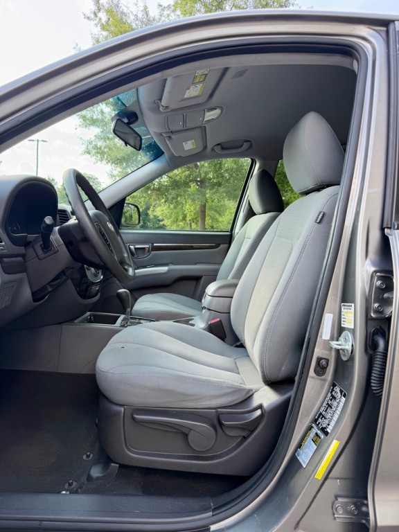 2012 Hyundai Santa Fe Image 10