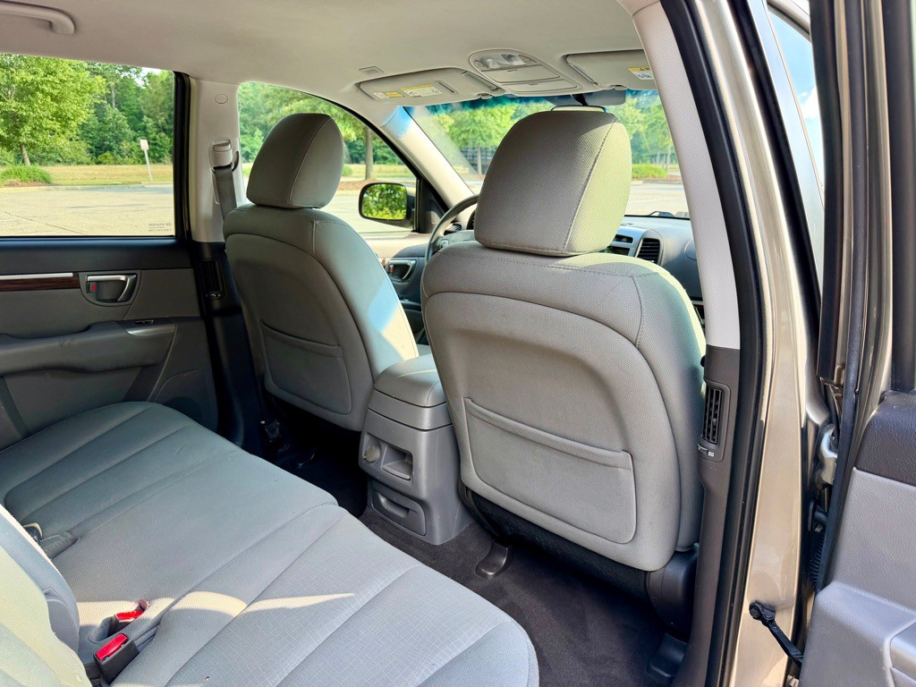 2012 Hyundai Santa Fe Image 19