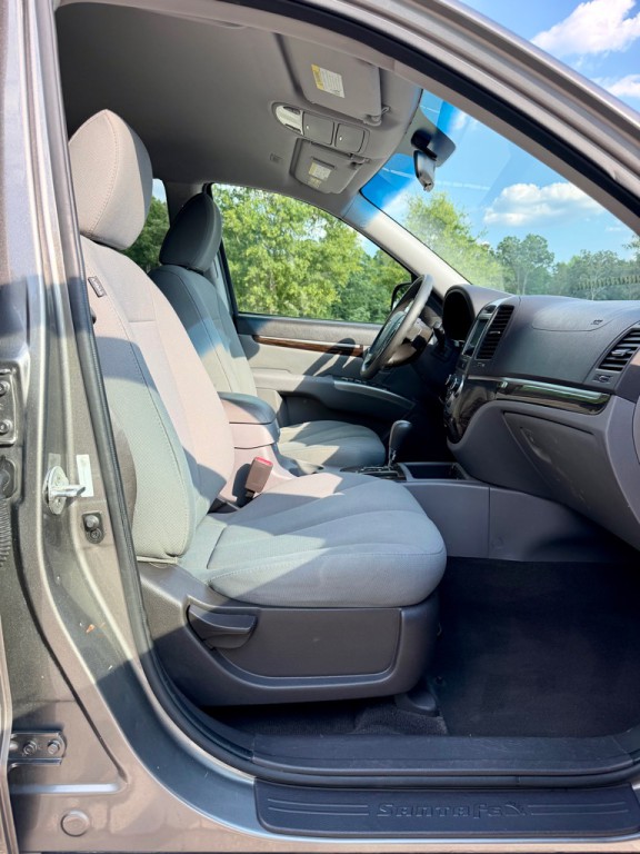 2012 Hyundai Santa Fe Image 20
