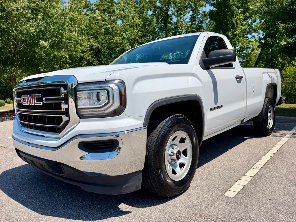 2018 GMC Sierra Image 1