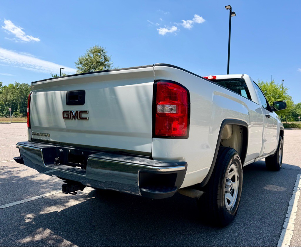 2018 GMC Sierra Image 5
