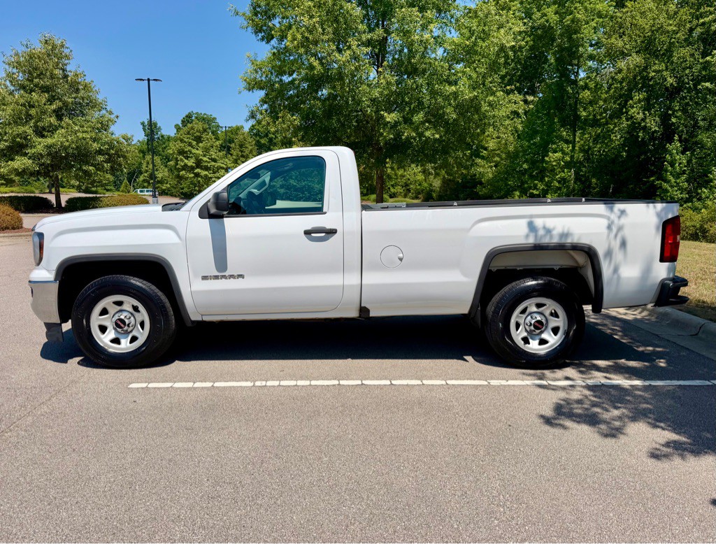 2018 GMC Sierra Image 8