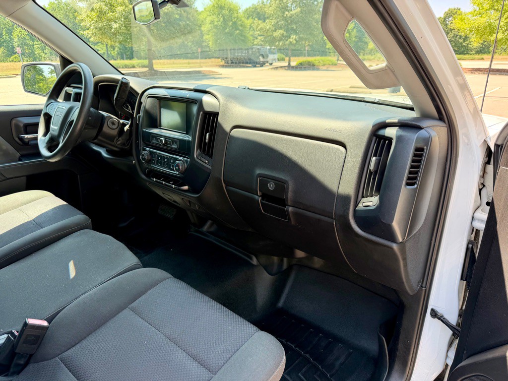 2018 GMC Sierra Image 16