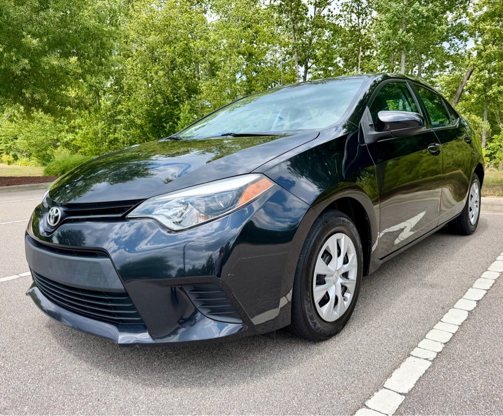 2016 Toyota Corolla Image 1