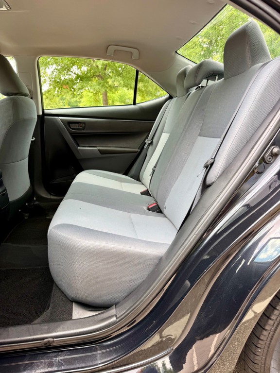 2016 Toyota Corolla Image 13