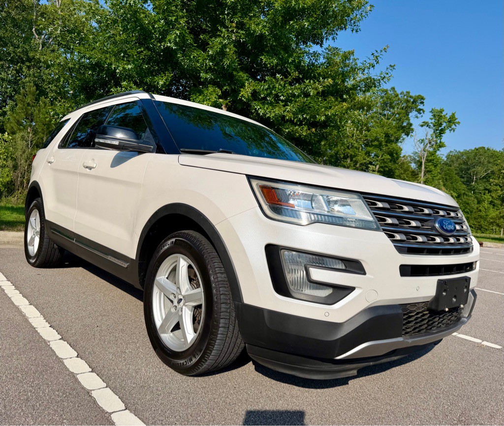 2016 Ford Explorer Image 3