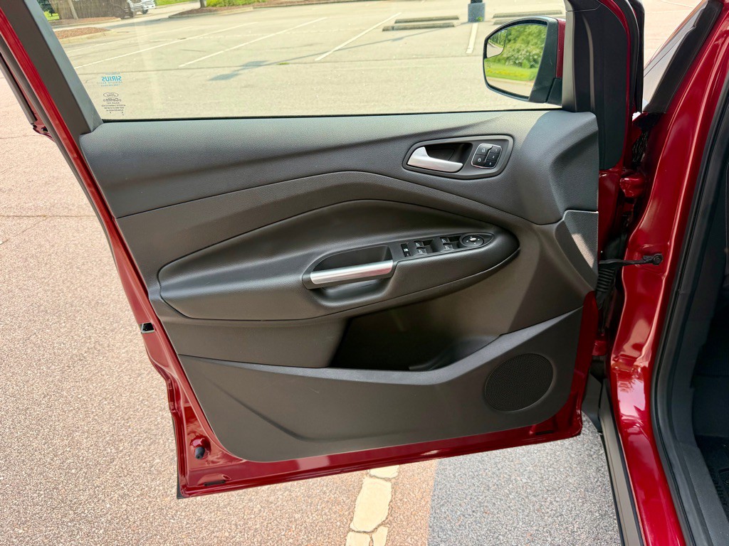 2016 Ford Escape Image 13