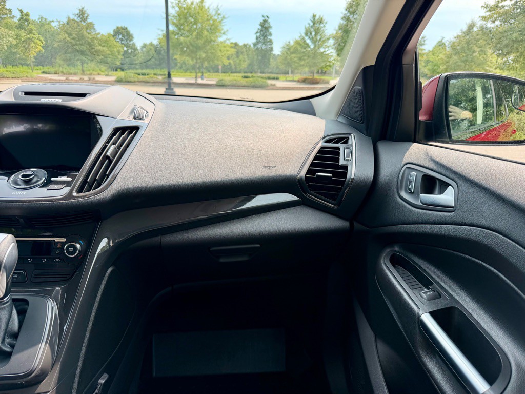 2016 Ford Escape Image 21