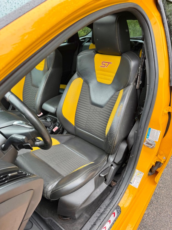 2013 Ford Focus Image 10