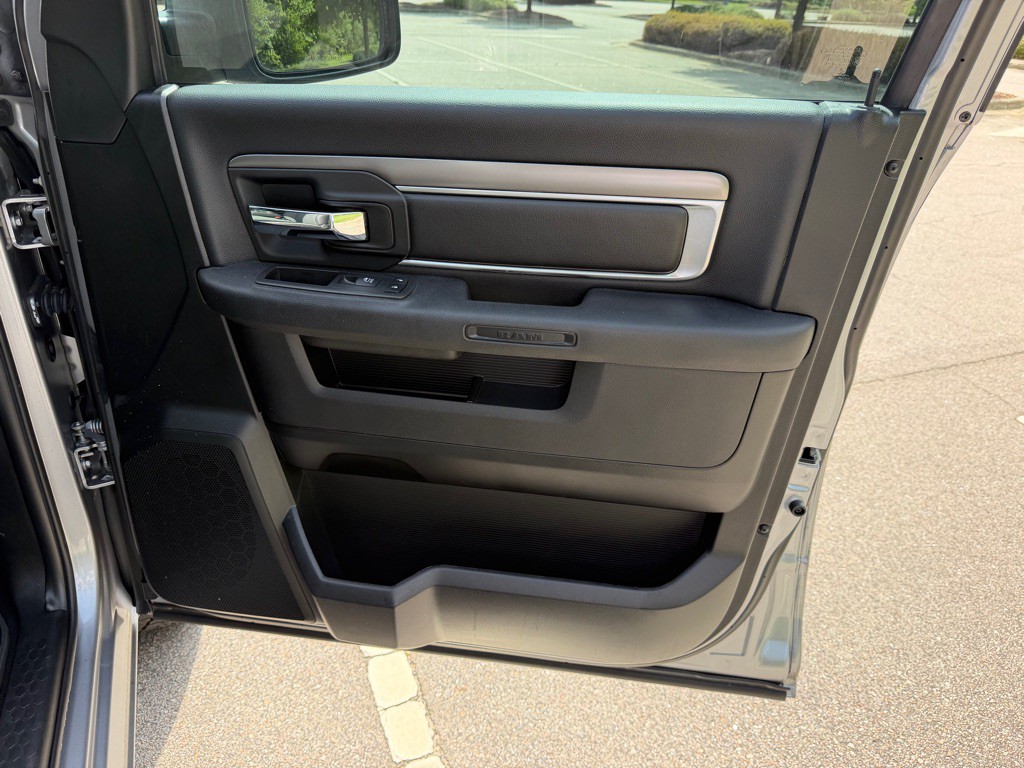 2021 RAM 1500 Image 29