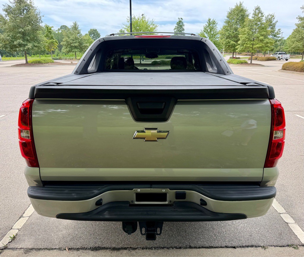 2009 Chevrolet Avalanche Image 6