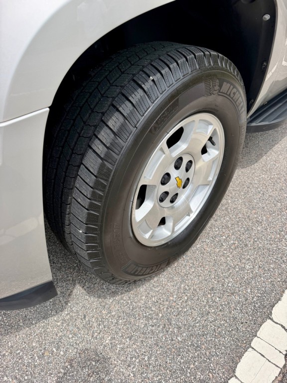 2009 Chevrolet Avalanche Image 9