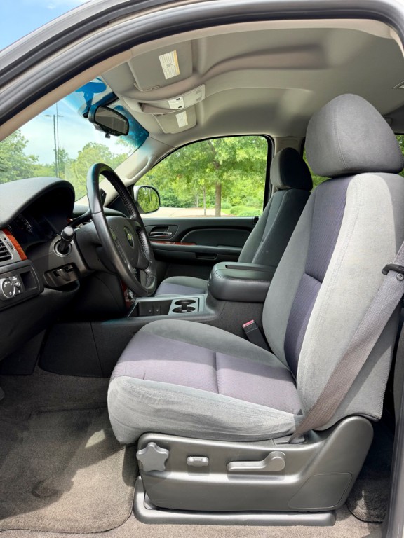 2009 Chevrolet Avalanche Image 10