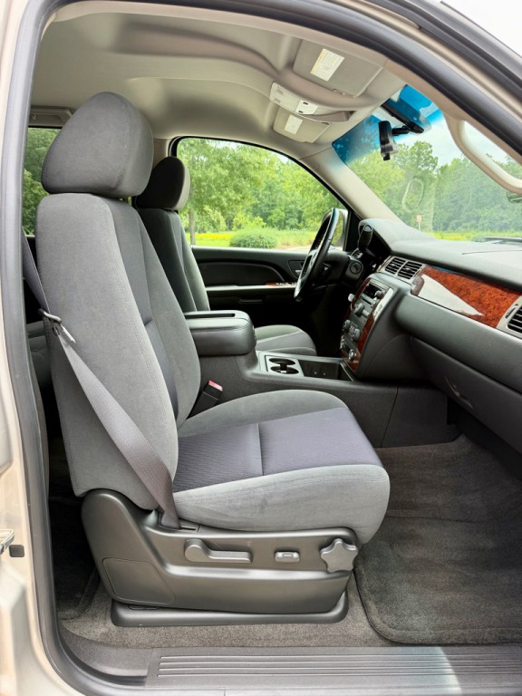 2009 Chevrolet Avalanche Image 26