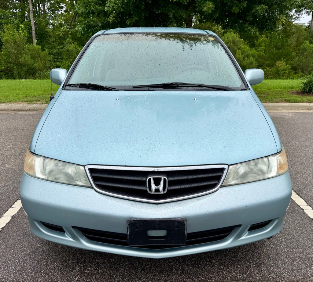 2003 Honda Odyssey Image 2