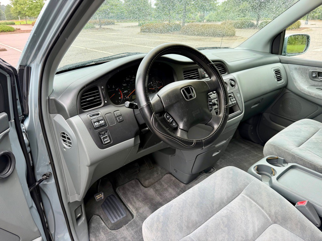 2003 Honda Odyssey Image 12