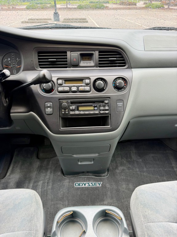 2003 Honda Odyssey Image 20