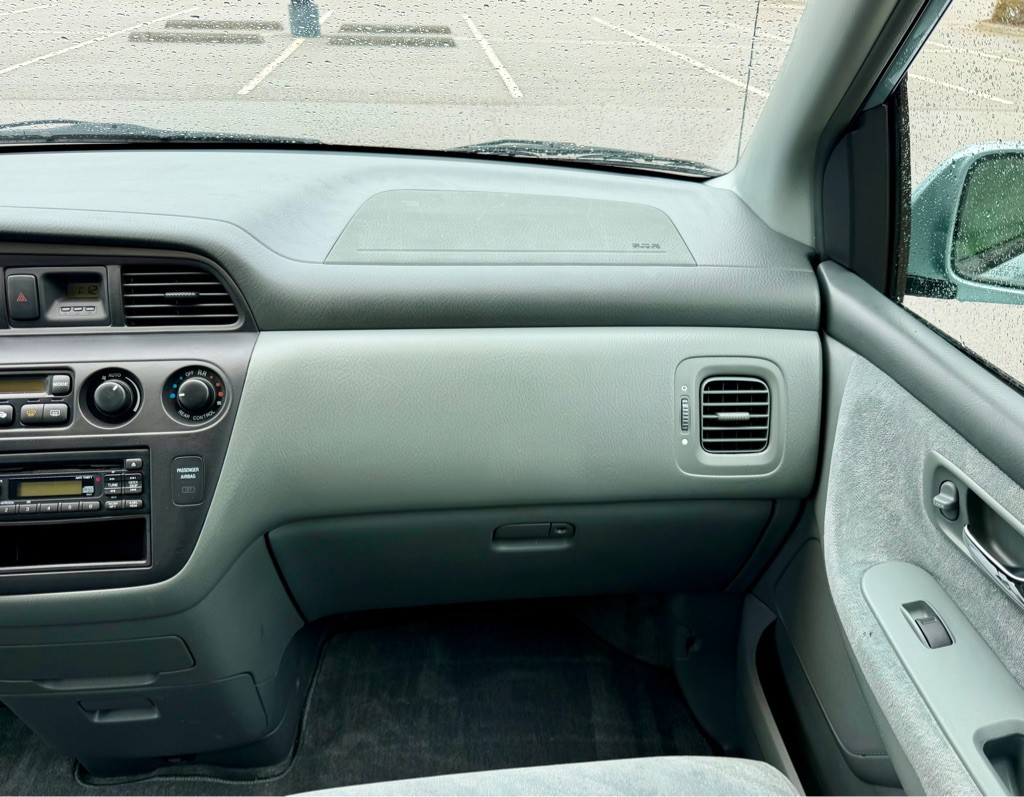 2003 Honda Odyssey Image 21