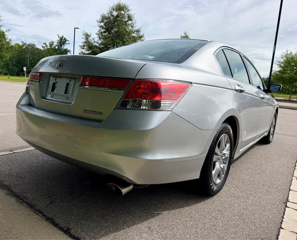 2012 Honda Accord Image 5