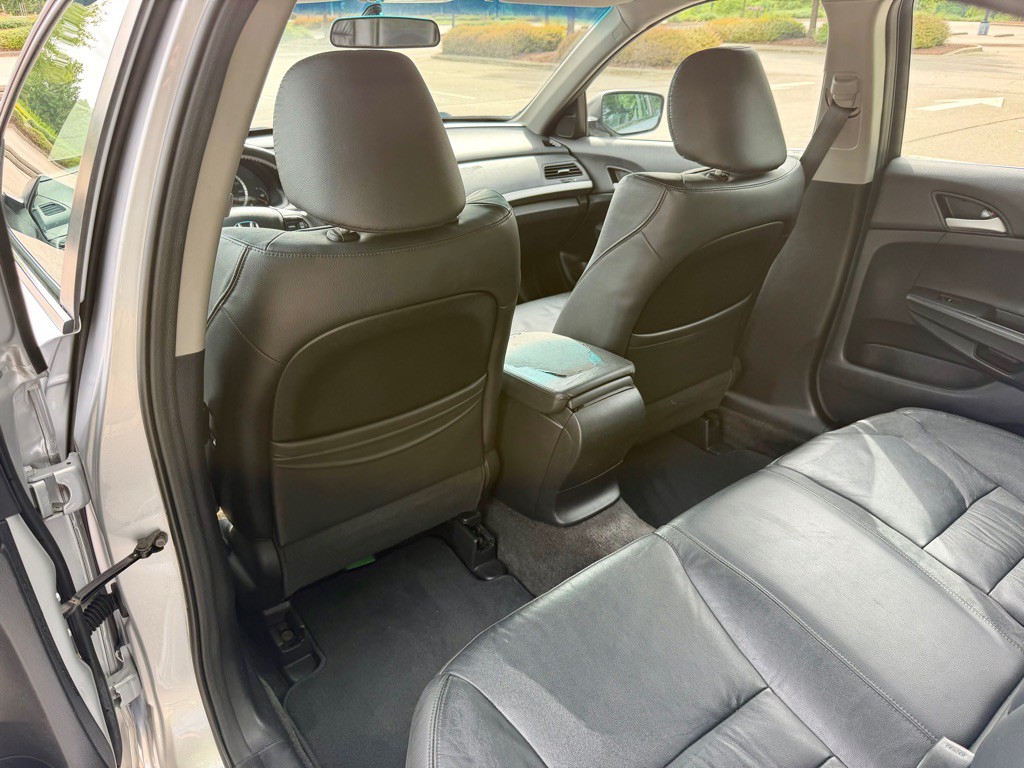 2012 Honda Accord Image 14
