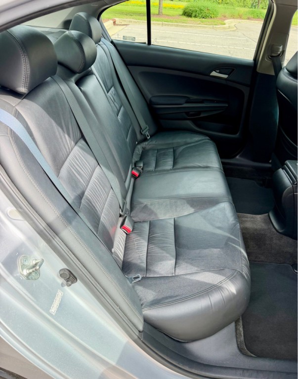 2012 Honda Accord Image 19