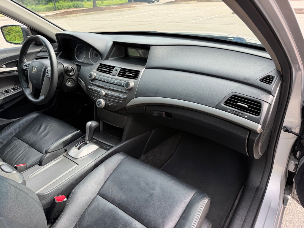 2012 Honda Accord Image 22