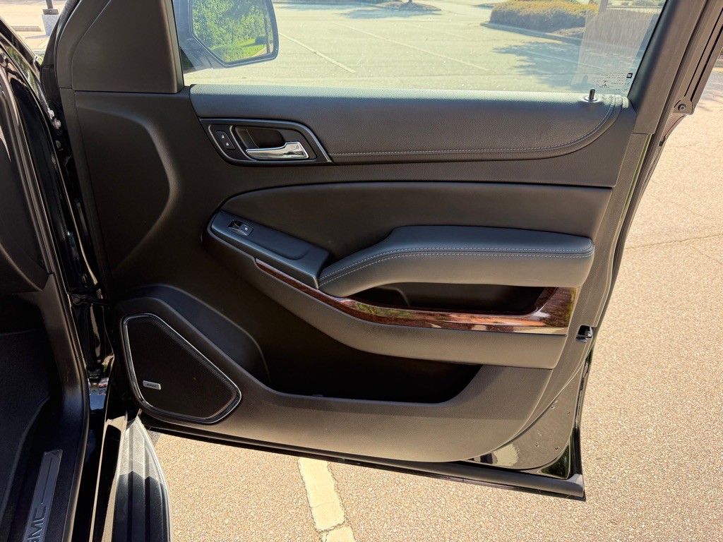 2018 GMC Yukon Image 28