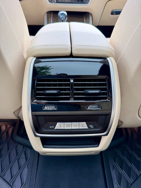 2020 BMW X5 Image 21