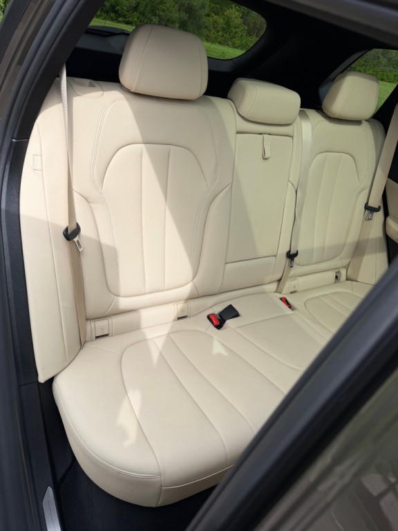 2020 BMW X5 Image 23