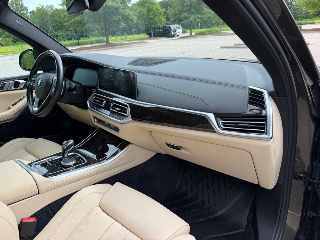 2020 BMW X5 Image 28