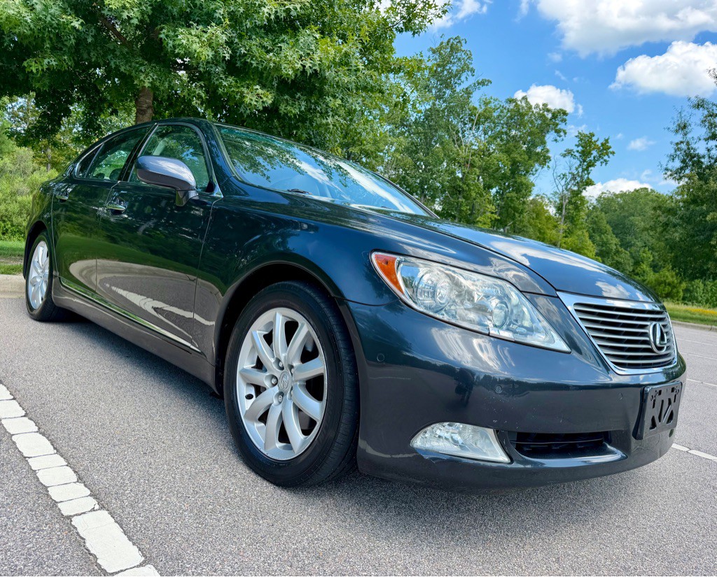 2008 Lexus LS Image 3
