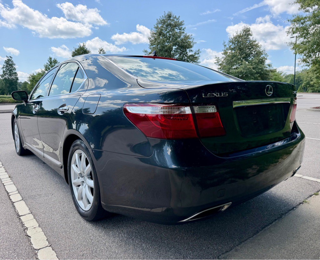 2008 Lexus LS Image 7