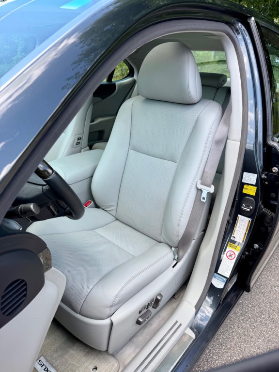 2008 Lexus LS Image 11