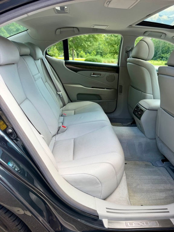 2008 Lexus LS Image 19