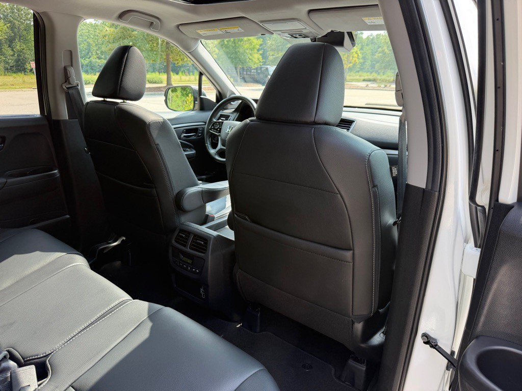 2021 Honda Pilot Image 25