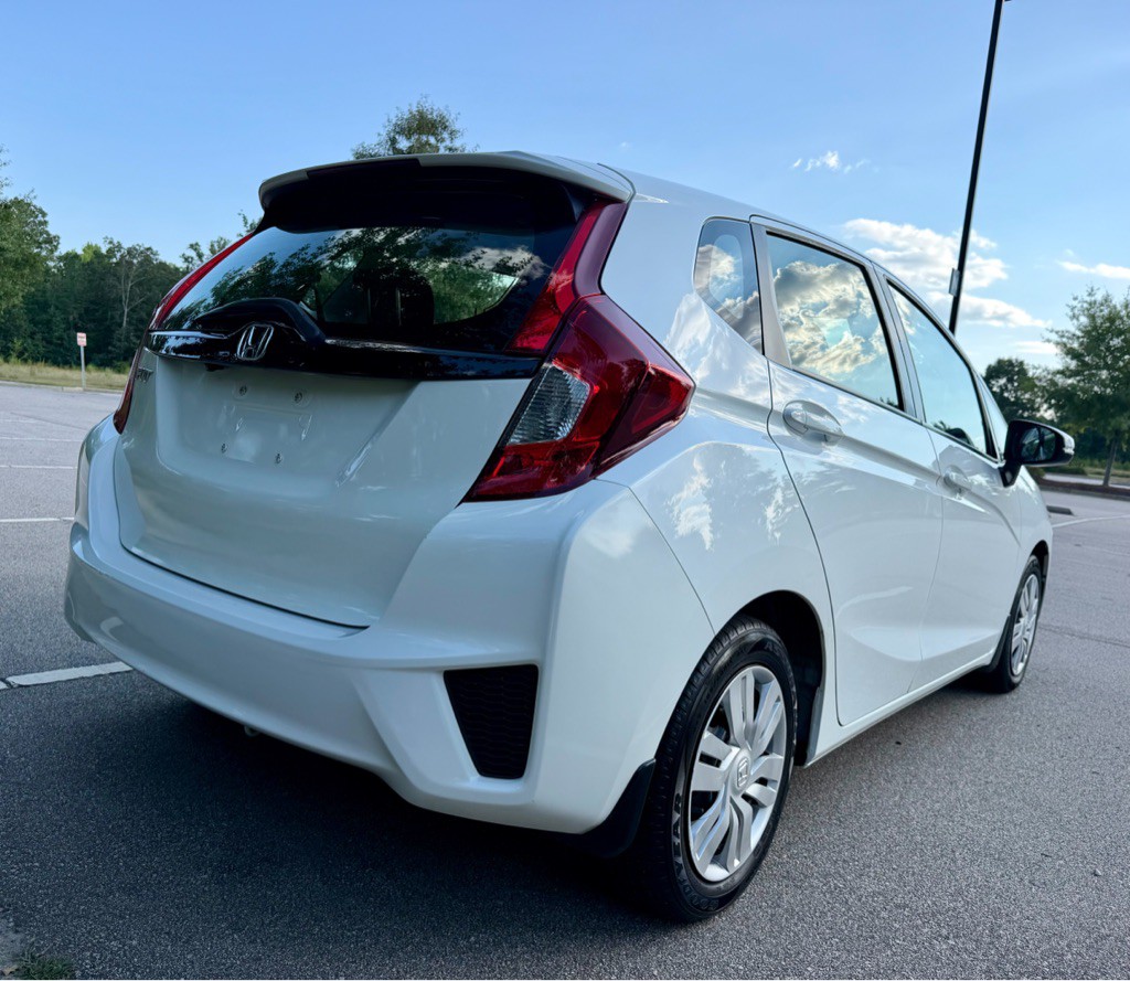 2016 Honda Fit Image 5