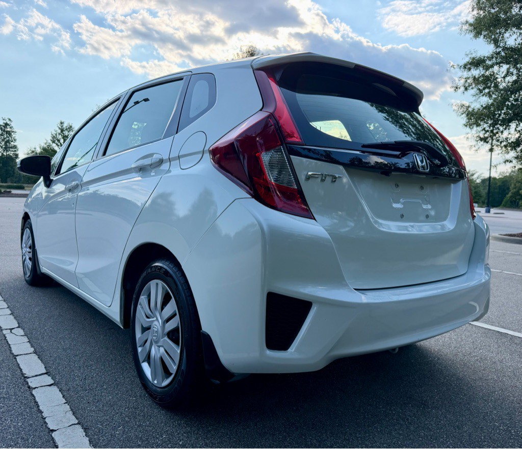 2016 Honda Fit Image 7