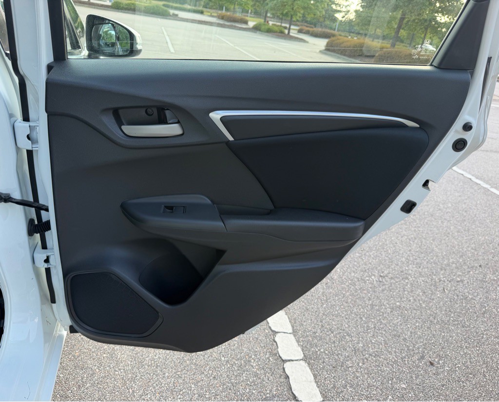 2016 Honda Fit Image 20