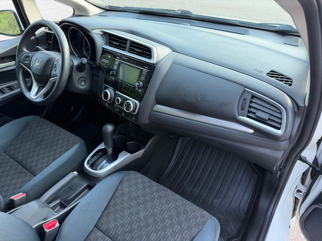 2016 Honda Fit Image 23