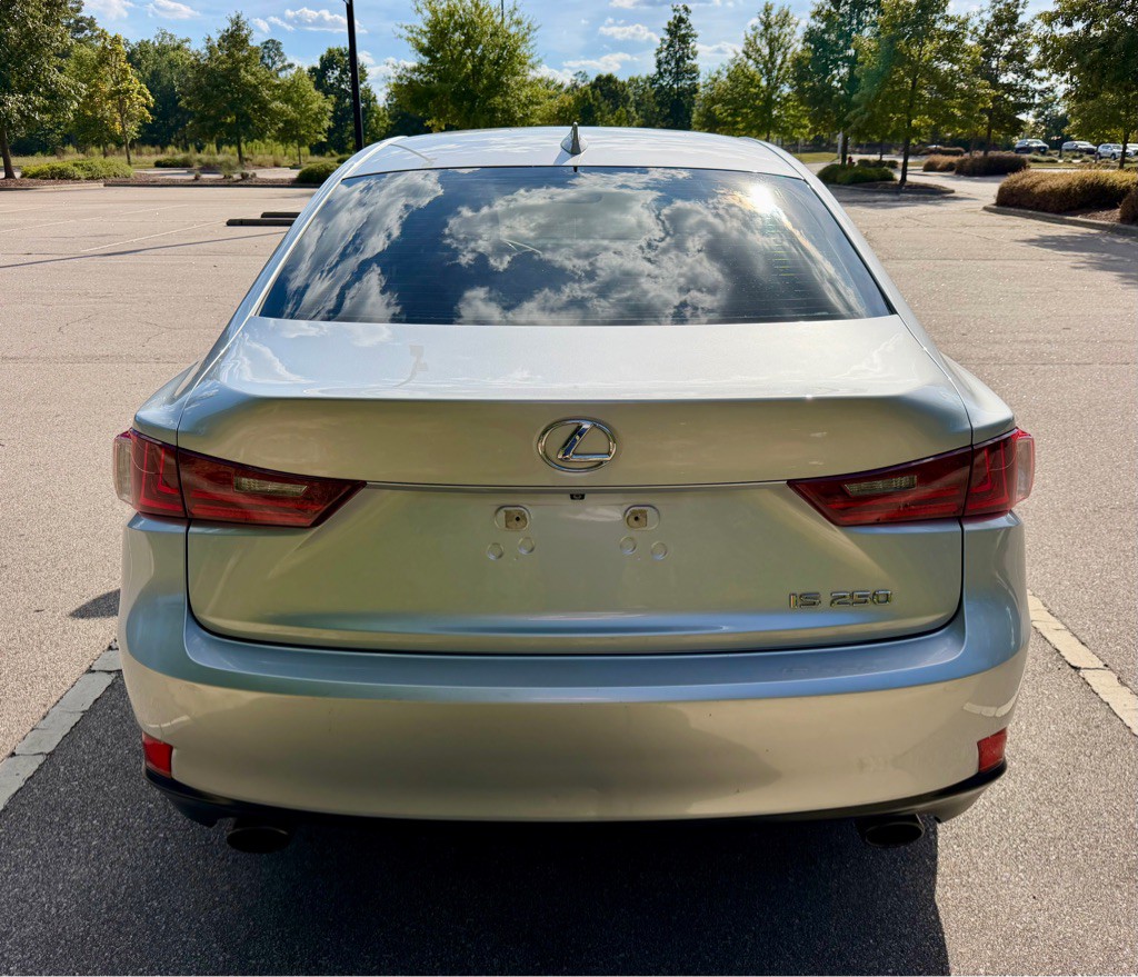 2014 Lexus IS Image 6