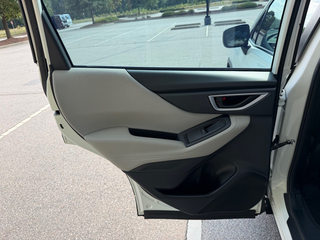 2019 Subaru Forester Image 16