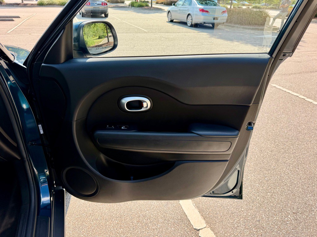 2018 Kia Soul Image 29
