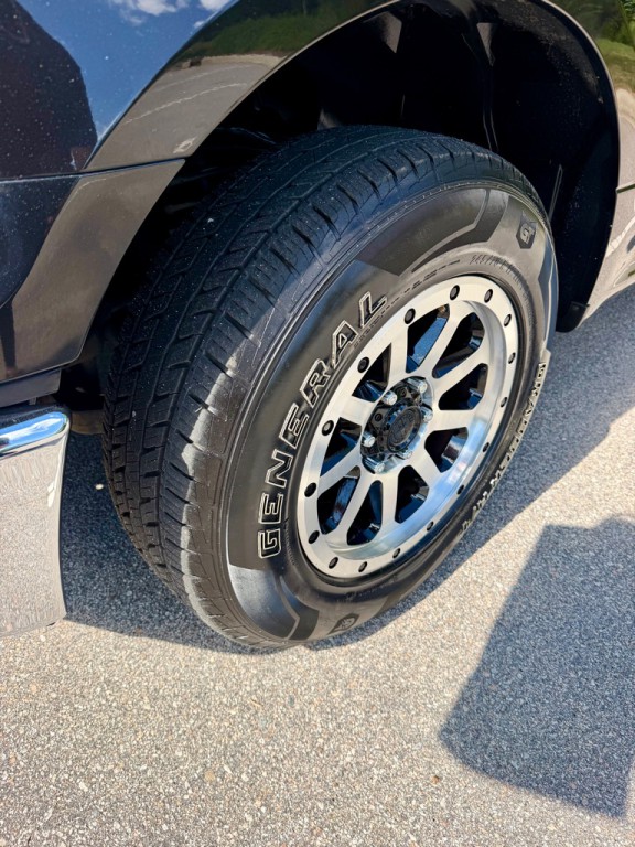 2015 Ford F-150 Image 9