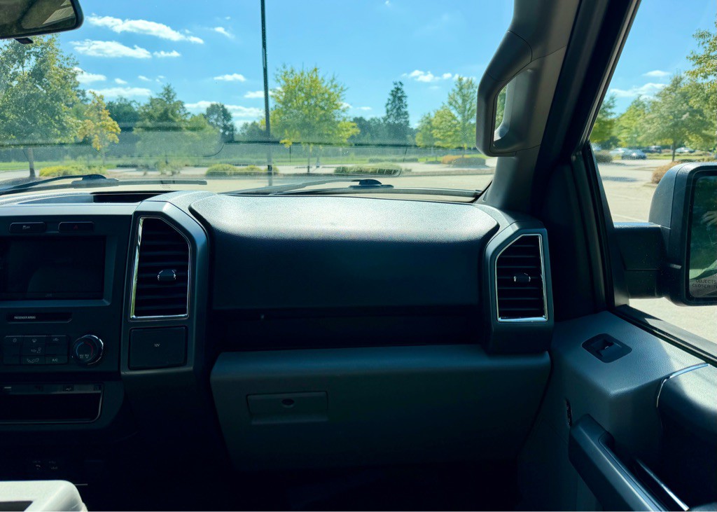 2015 Ford F-150 Image 19
